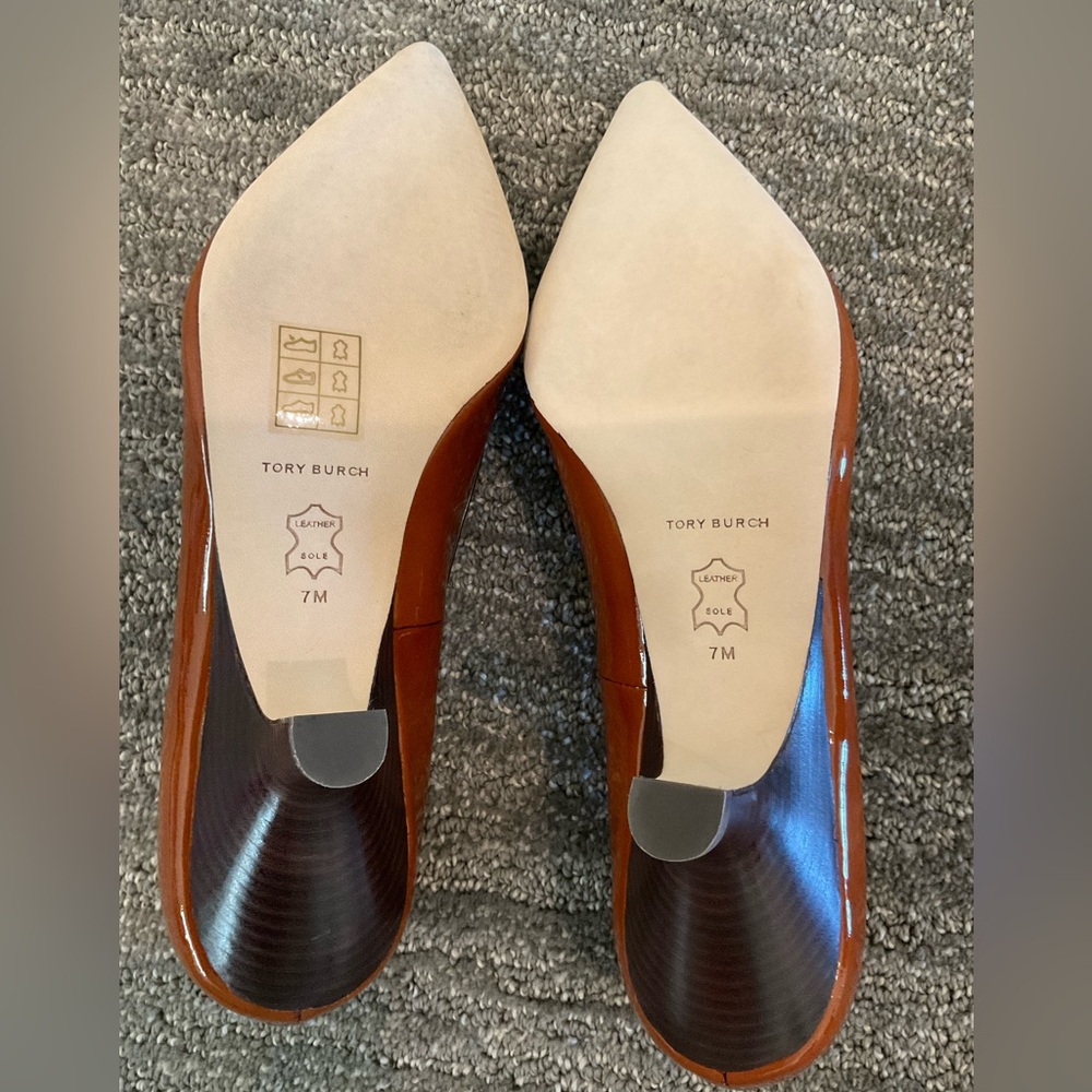 Tory Burch Angle Pump - Brown - Picture 7 of 8
